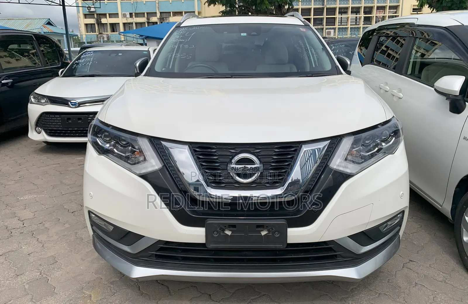 Nissan X-Trail 2017 White