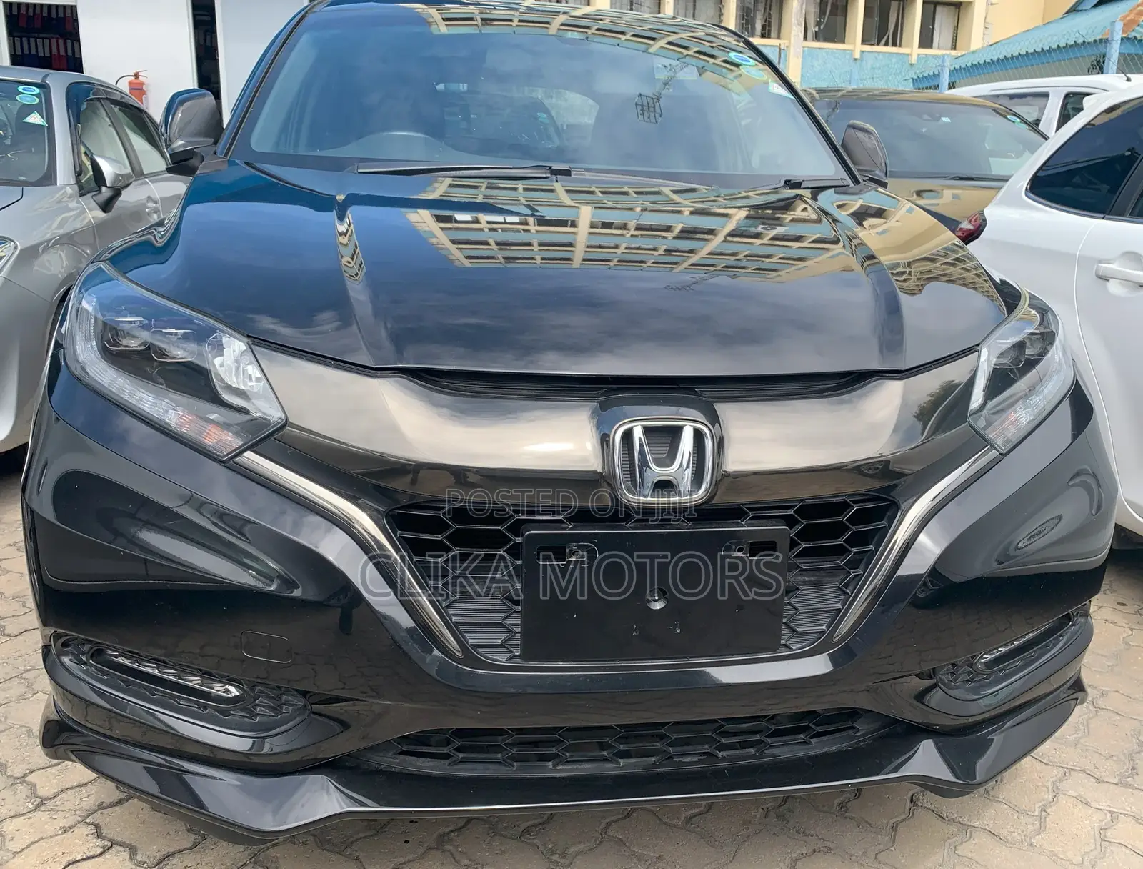 Honda Vezel 2017 Matt Black