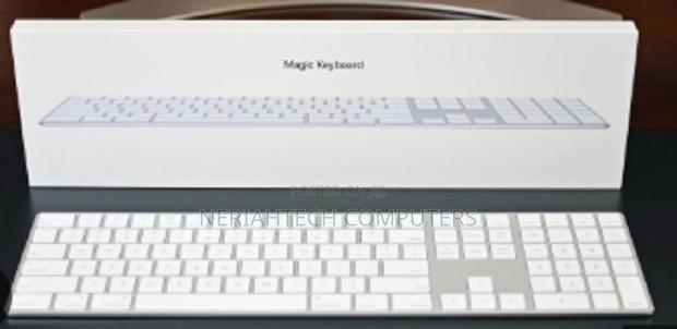 APPLE Magic Keyboard With Numeric Keypad A1843 Silver Bluet - main view