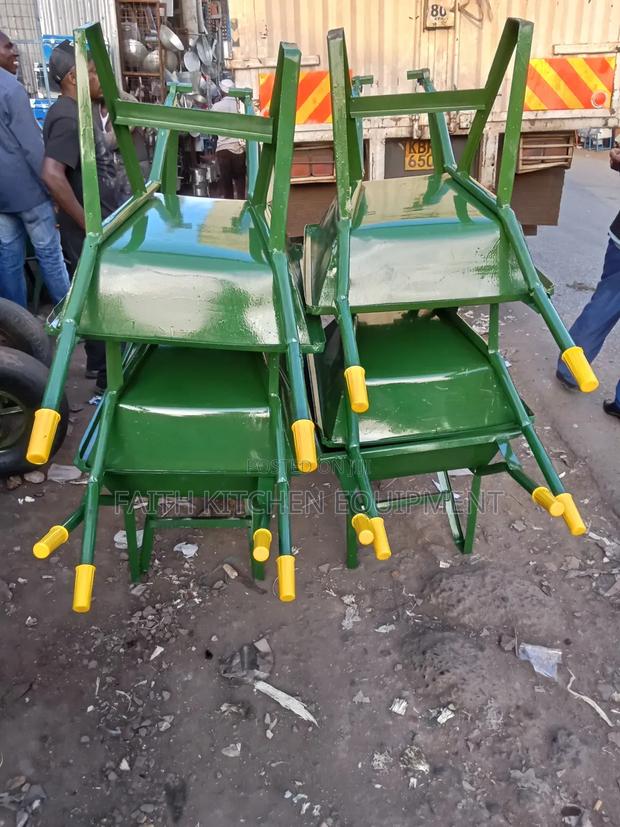 Heavy Gauge Wheelbarrows - thumbnail 3