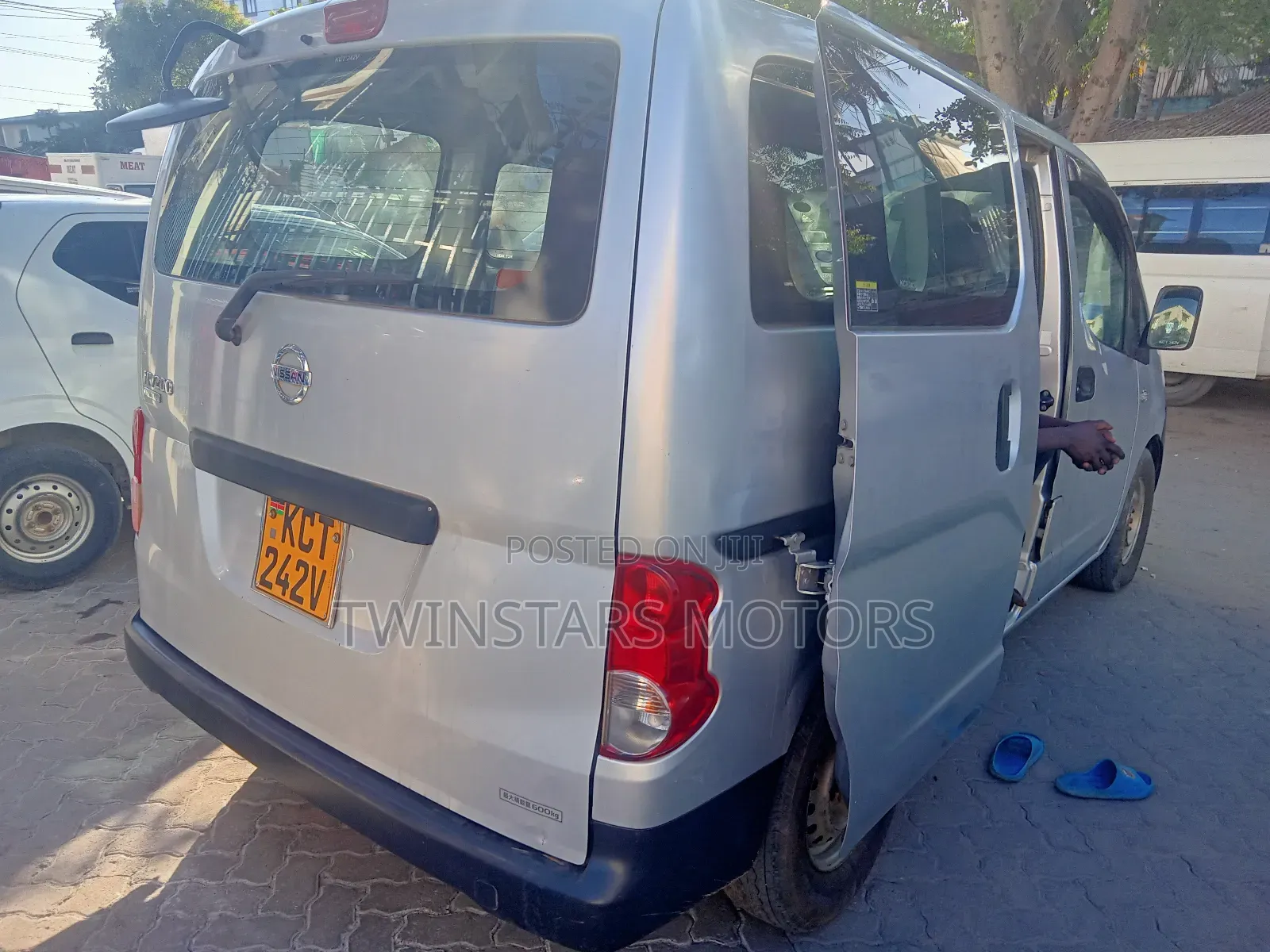 Nissan NV200 2012 Silver