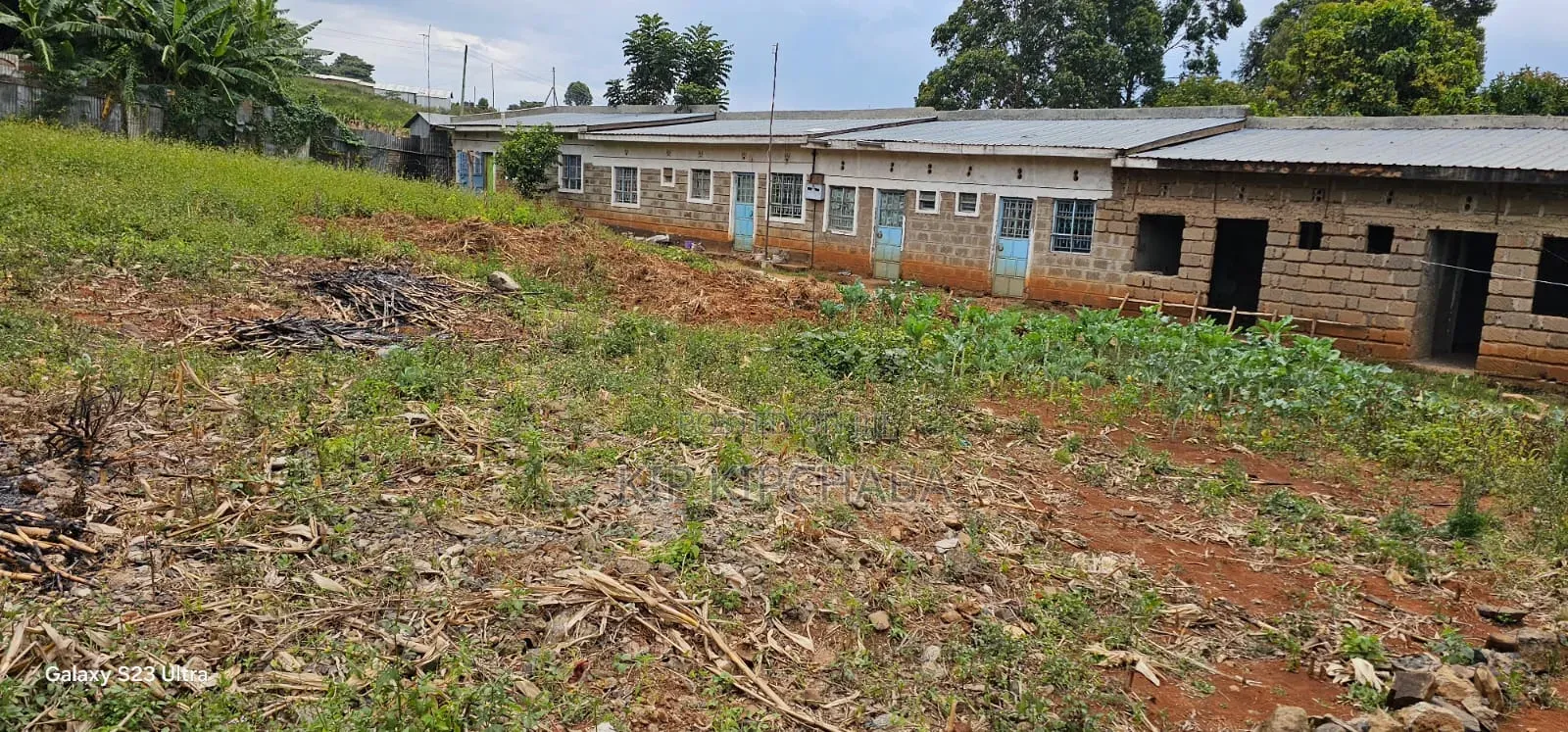7bdrm Duplex in Kahoya, Huruma for sale