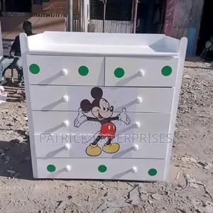 Modern Kids Chest of Drawers 4 by 4 Fitts