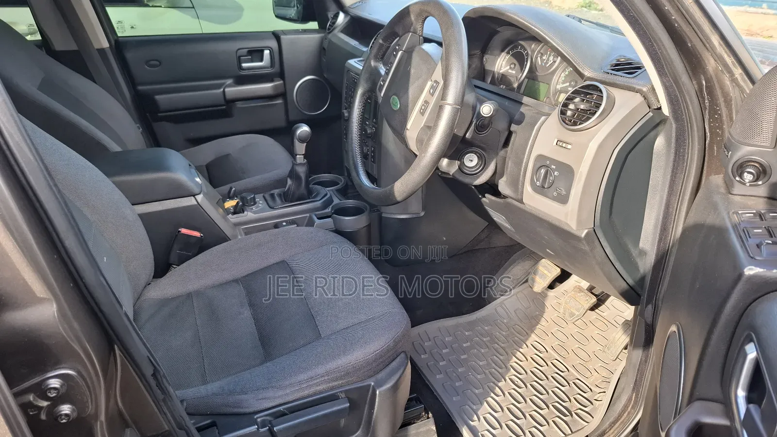 Land Rover Discovery 2014 Gray
