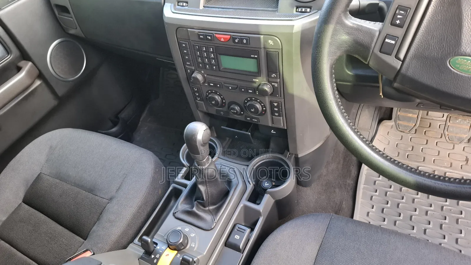 Land Rover Discovery 2014 Gray