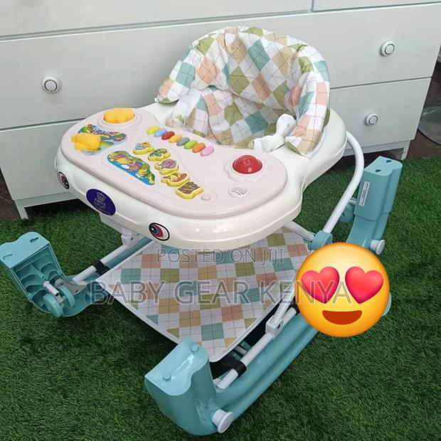 2 in 1 Baby Walker/Rocker - thumbnail 3