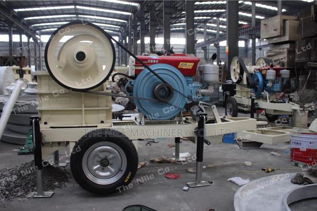 Small Diesel Jaw Crusher With Wheels - main view