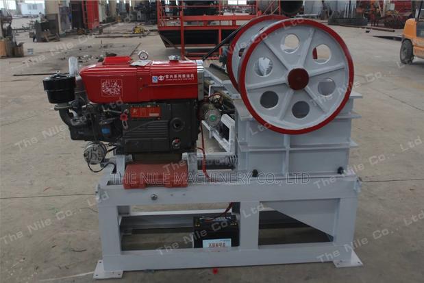 Diesel Driven Immovable Jaw Type Stone Crusher for Sale - thumbnail 4