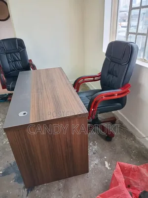 Executive 1.4m Office Desk Plus an Executive Office Chair