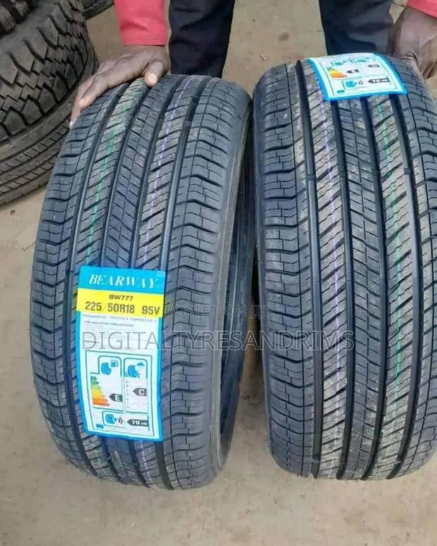 Bearway Tyres Brand New Size 225/50r18