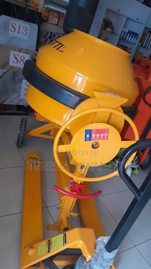 Menegotti Construction Concrete Mixer 400ltrs Rental