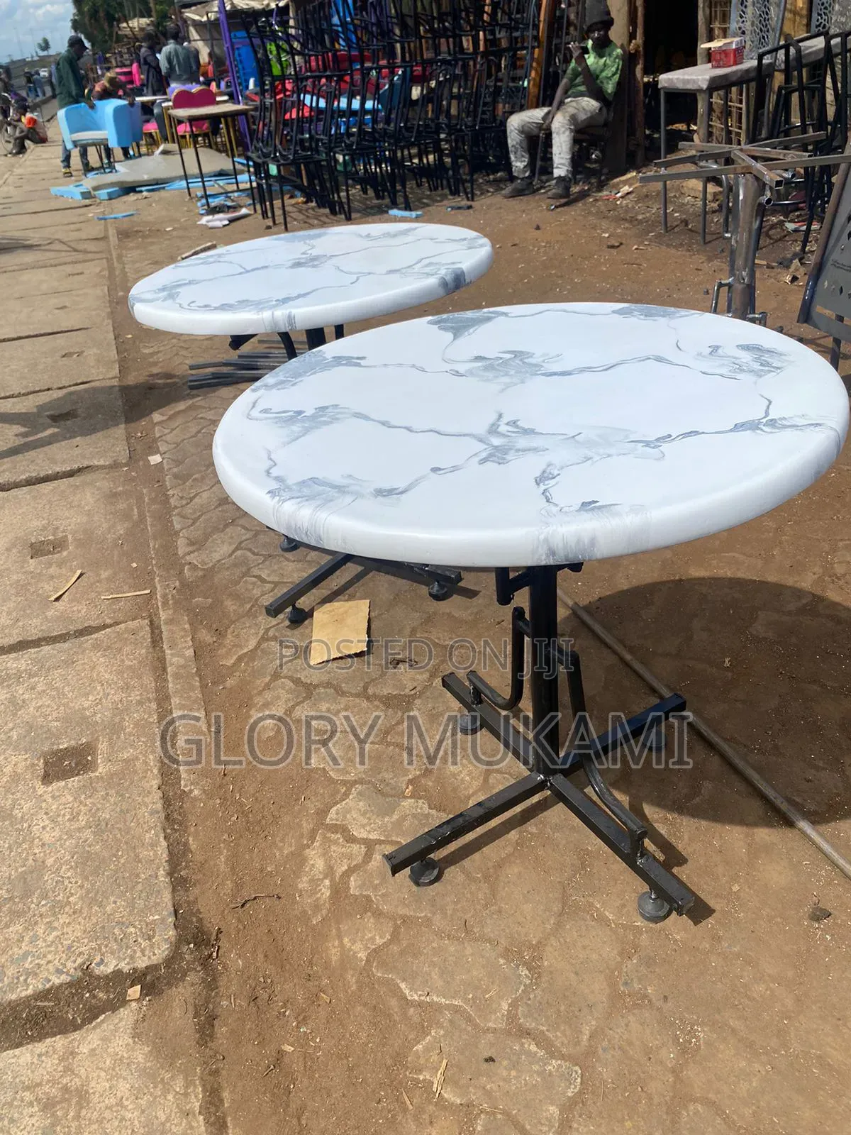 White Round Marble Restaurants and Bar Table