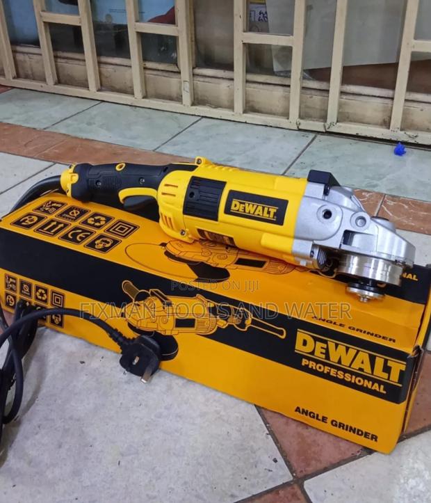 New Dewalt Angle Grinder 2600 Watts 9 " Inches + Free Disc - thumbnail 2