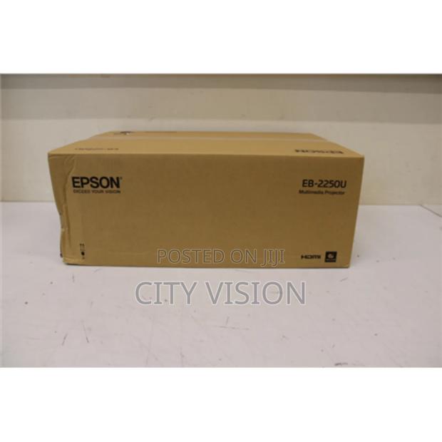 Epson Eb-2250u Projector 3lcd Technology, Wuxga, 1920 X 1200
