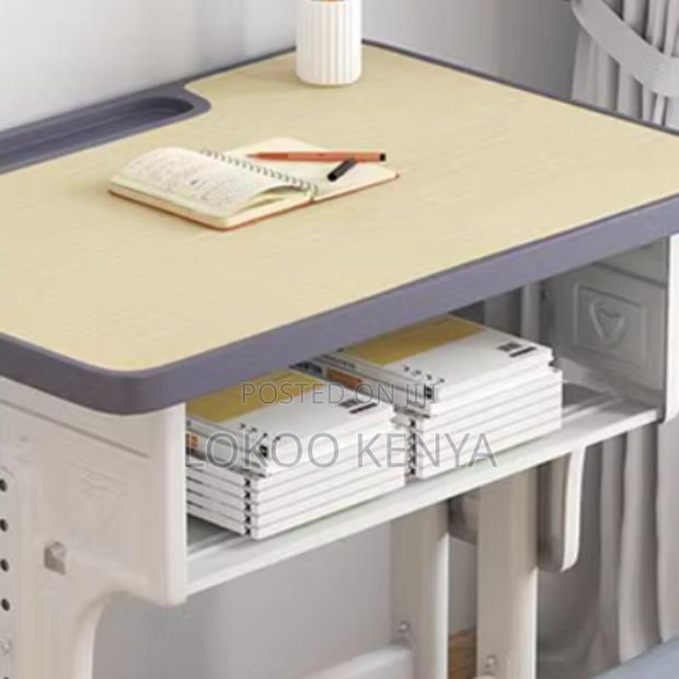 Office Desk: Rainproof Adaptable Children Desk - thumbnail 3