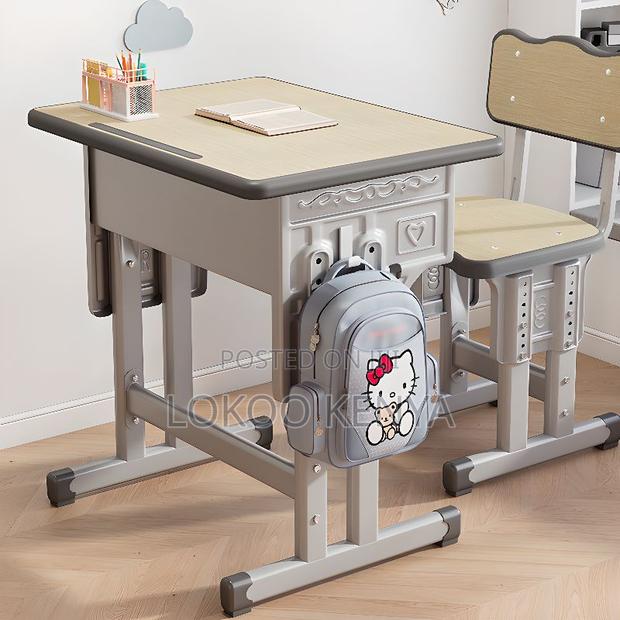 Office Desk: Rainproof Adaptable Children Desk - main view