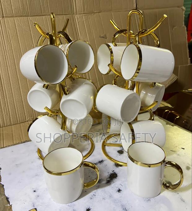 Ceramic Cups With Gold Lining - main view