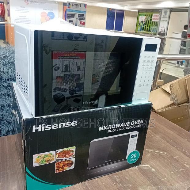 Hisense 20l White in Colour Microwave - main view