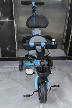 Kids Tryicle With Handle