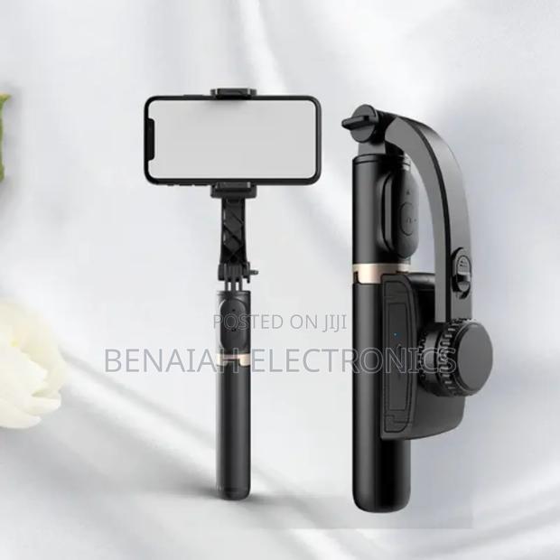 Gimble Stabilizer Qo8.^^Vert Efficient With Remote Tripod