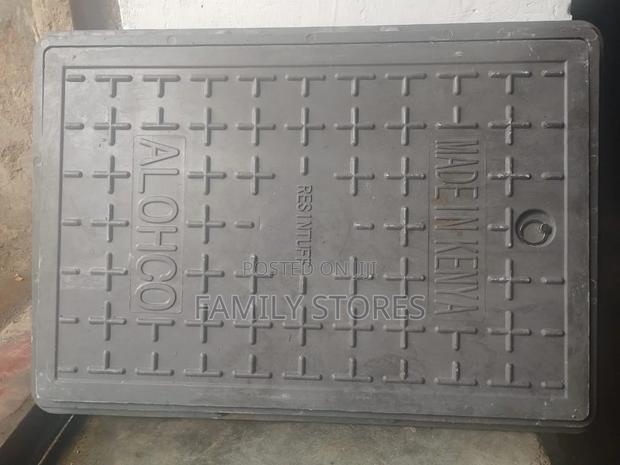 Fibre Manhole Cover - main view