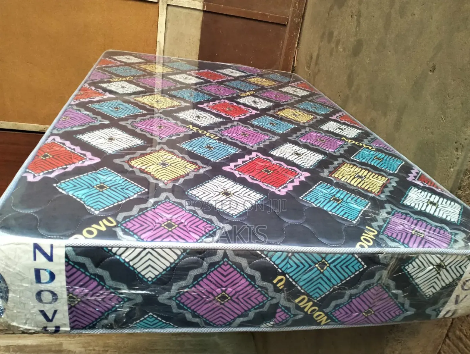 Great Discoverery! 6 X 6 X 10 MD," Quilted Ndovu Mattresses