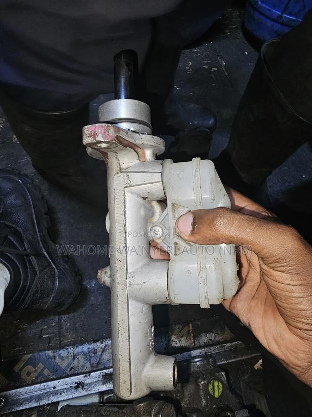 Brake Master Cylinder for Wish - thumbnail 2