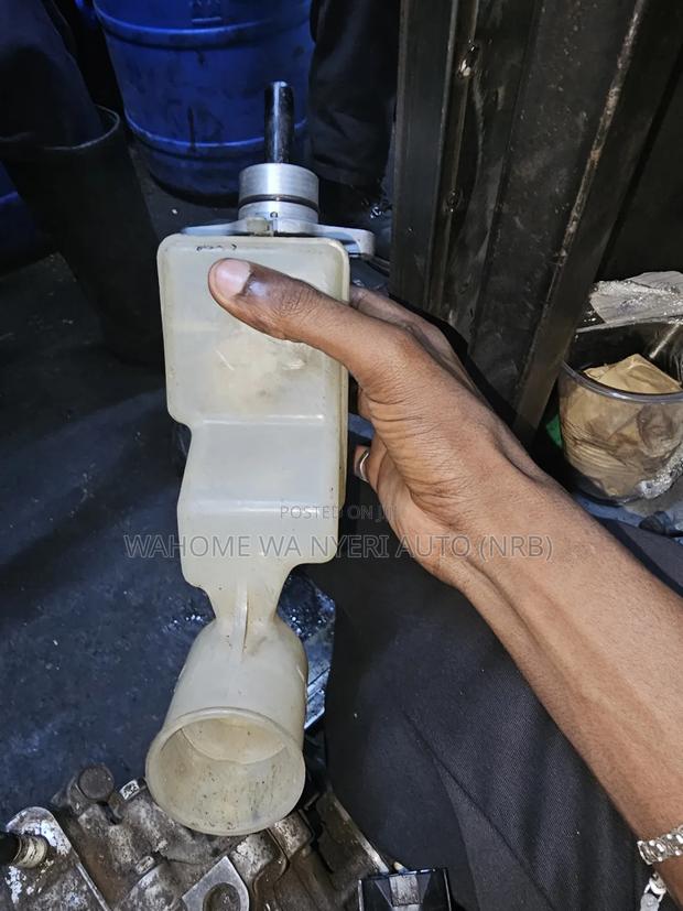 Brake Master Cylinder for Nze