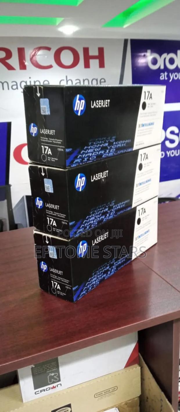 Plump HP 17A Black (CF217A) Original Laserjet Toner - main view