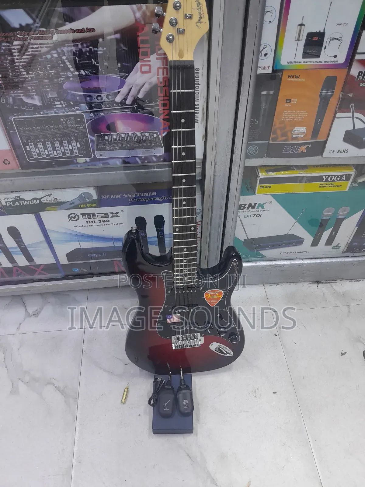 Solo/Rhythm Guitar With Wireless Transmitter