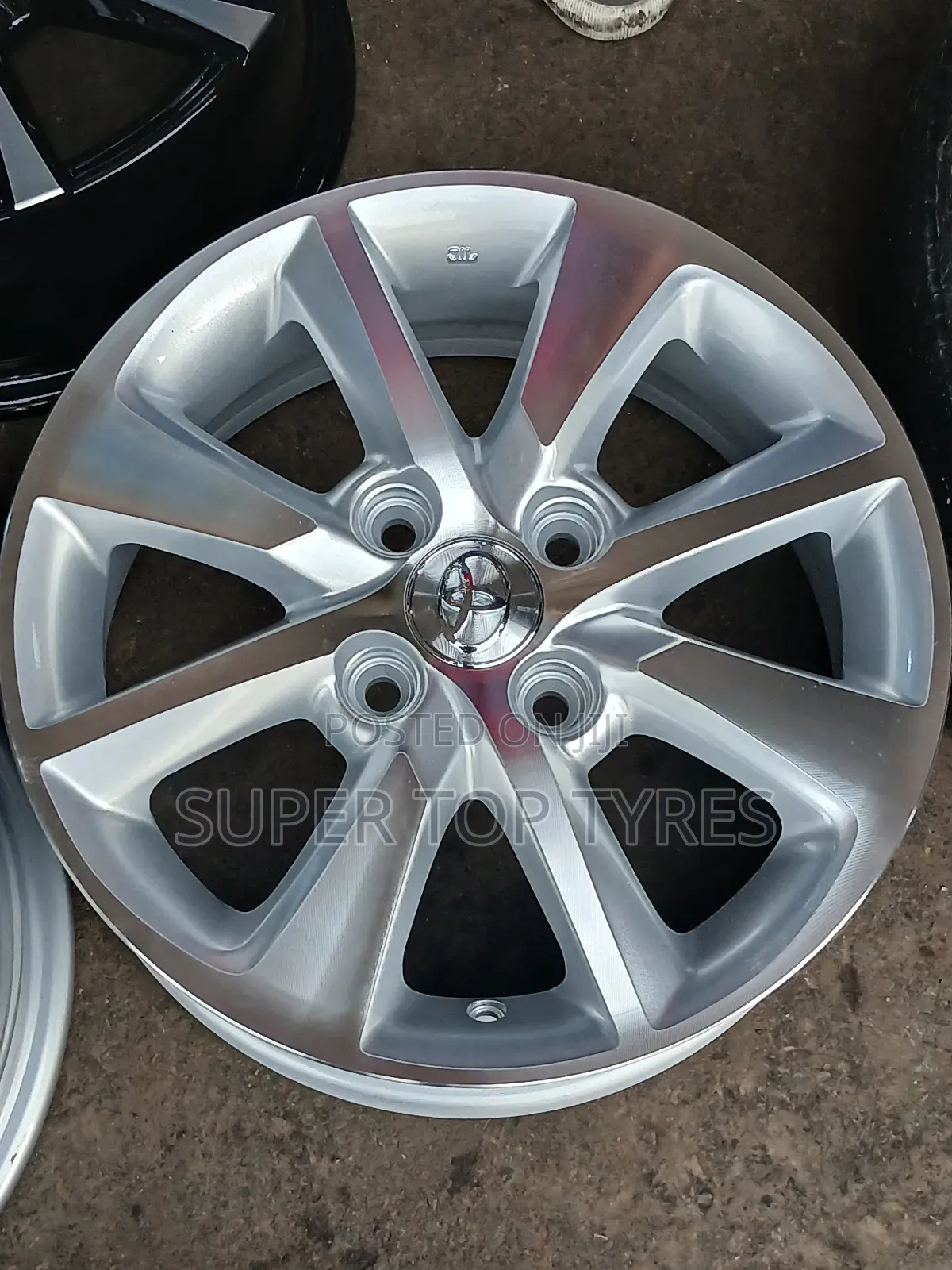 Rim 14 Inches. Supertop Rims