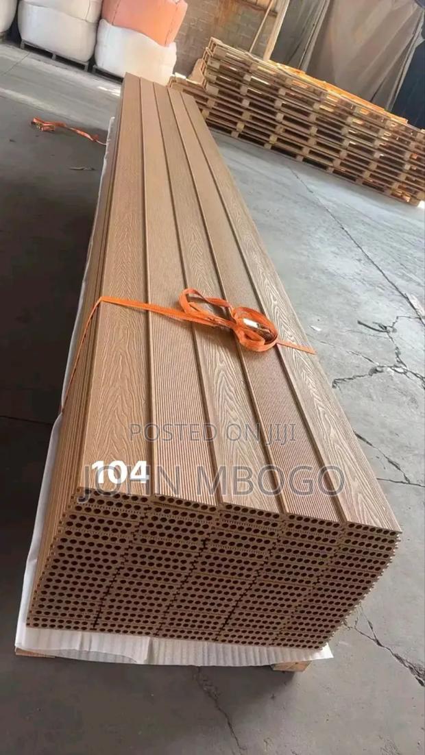 Outdoor Composite Decking Flooring - thumbnail 3