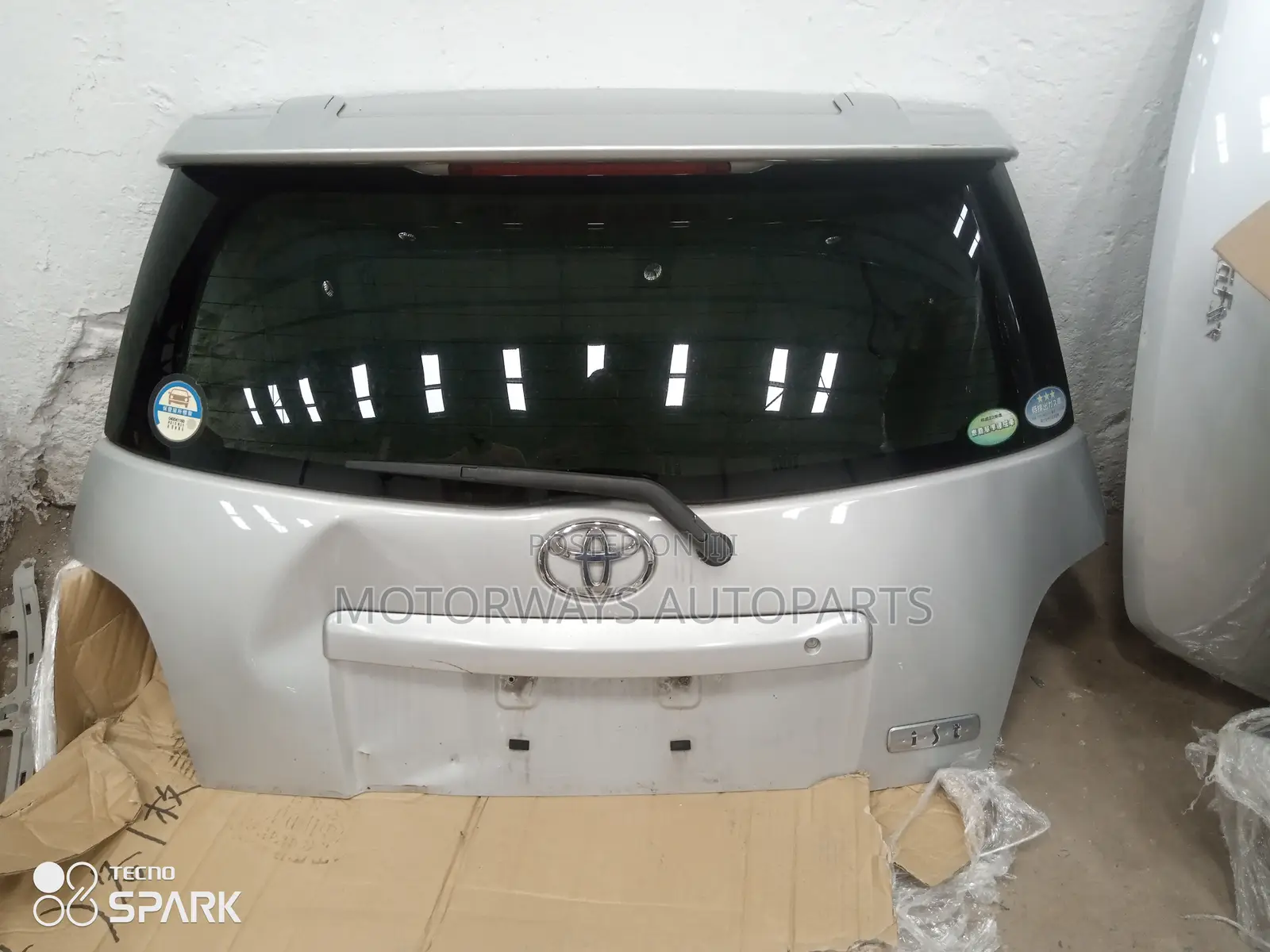 Toyota Ist 2002-2005 Boot
