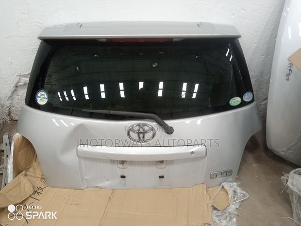 Toyota Ist 2002-2005 Boot