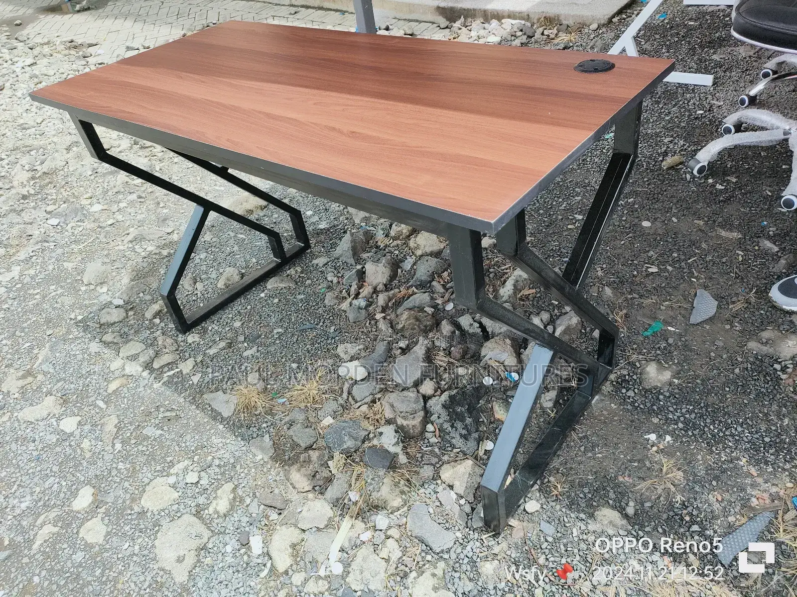 Black Frame Stand Office Table