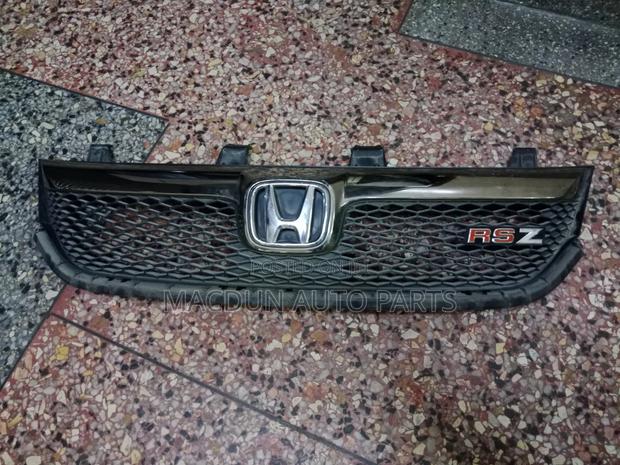 Honda Stream Grill