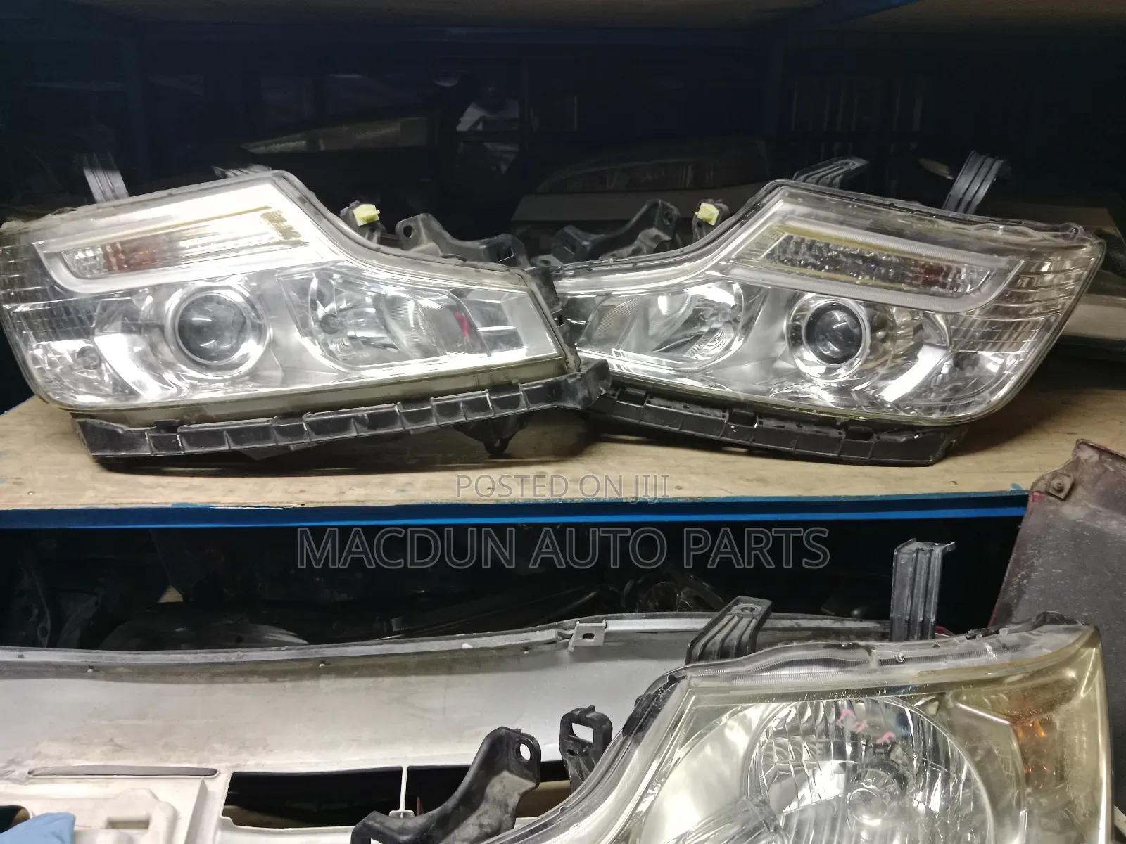 Honda Stepwagon Xenon Headlights