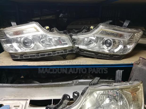 Honda Stepwagon Xenon Headlights