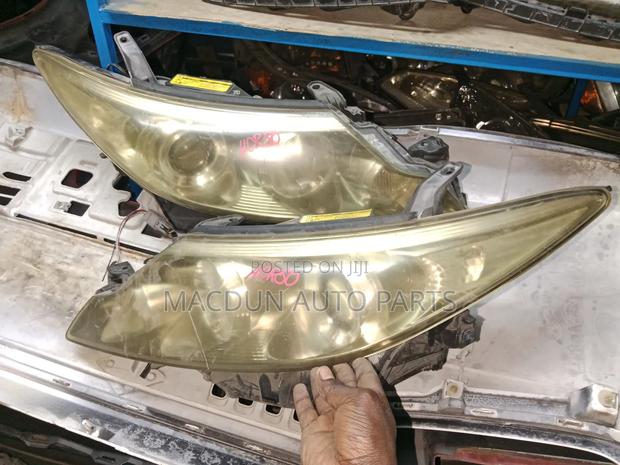 Toyota Estima Xenon Headlights - main view