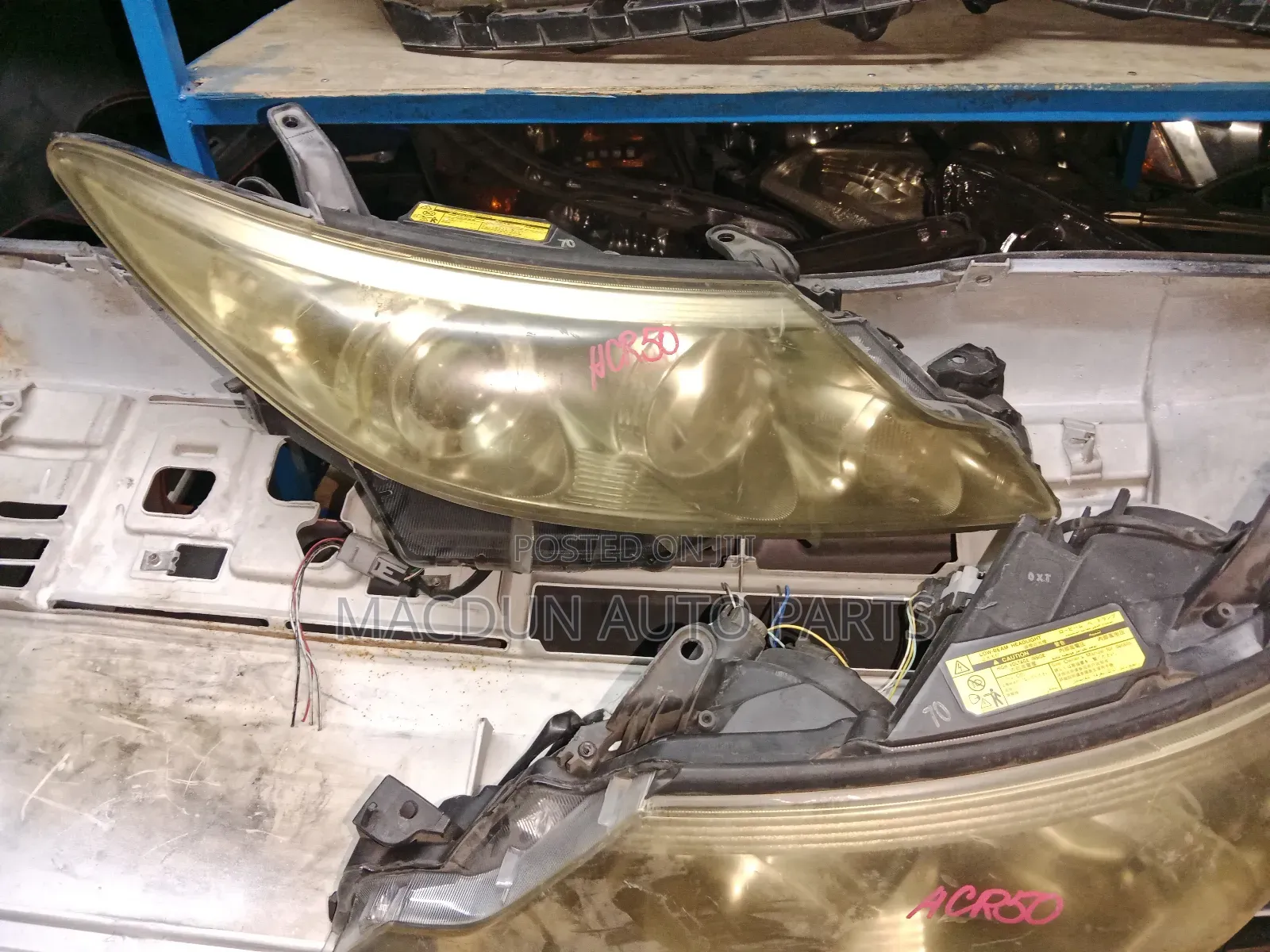 Toyota Estima Xenon Headlights