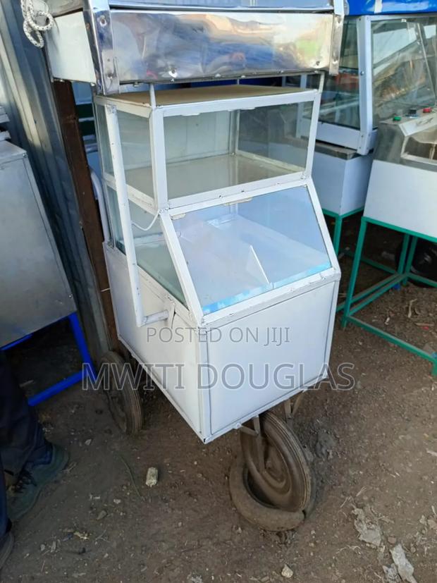 Stable Pleasing Trolley - main view