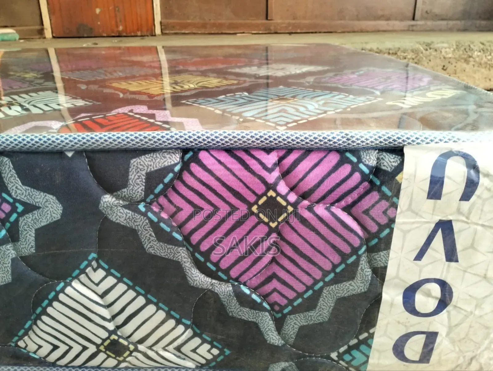 Mwaliko Mwema Kweli! 6 X 6 X 10 MD Quilted Ndovu Mattresses