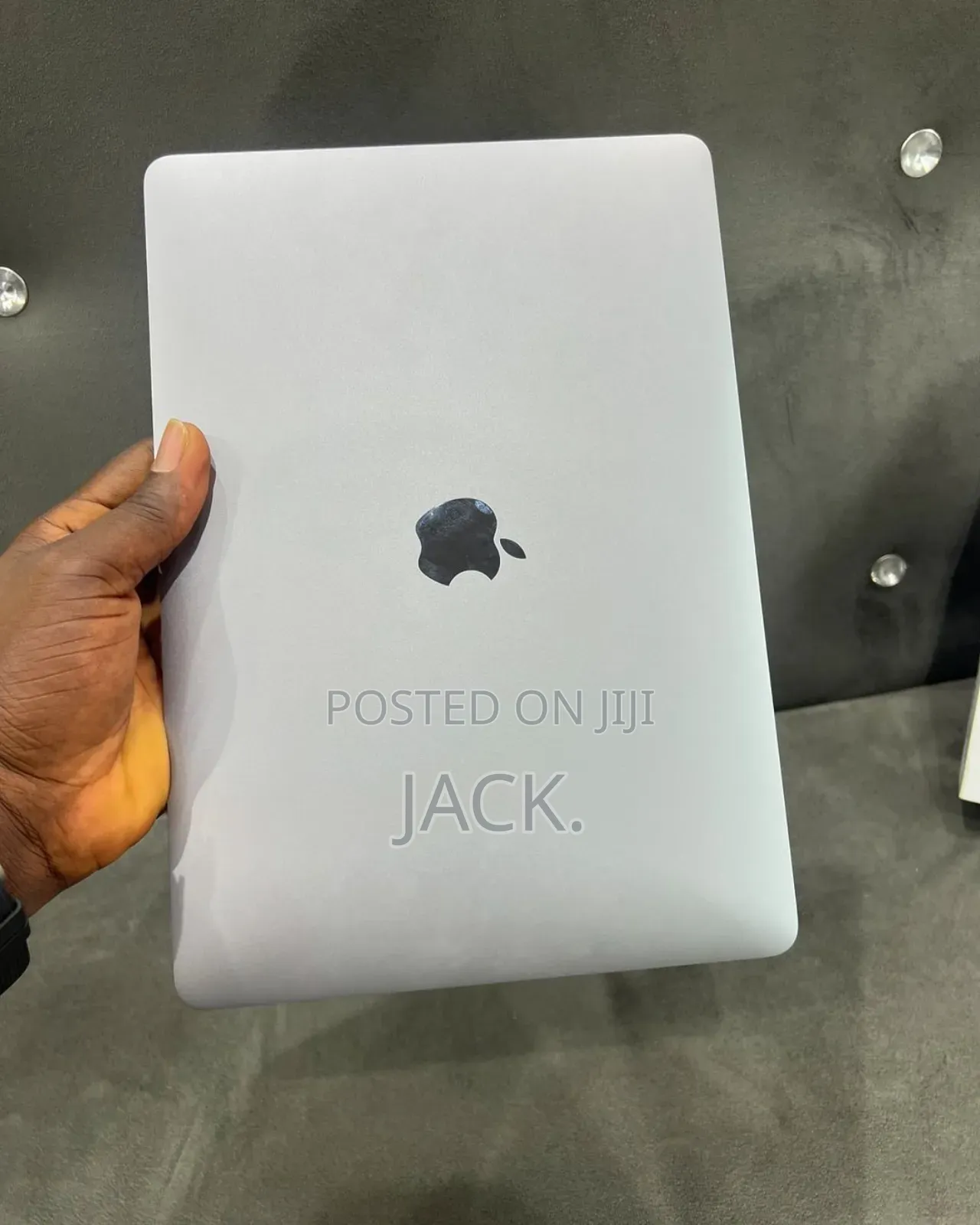 Laptop Apple MacBook Pro 2022 M2 16GB Apple M2 SSD 512GB
