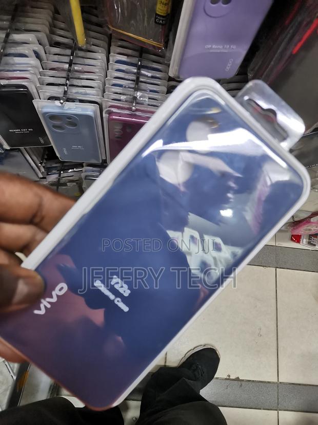 Vivo Y22s Liquid Silicone Protective Phone Case -Blue - thumbnail 3