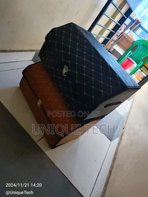 Black Brown Leather Boot Storage
With Partitions