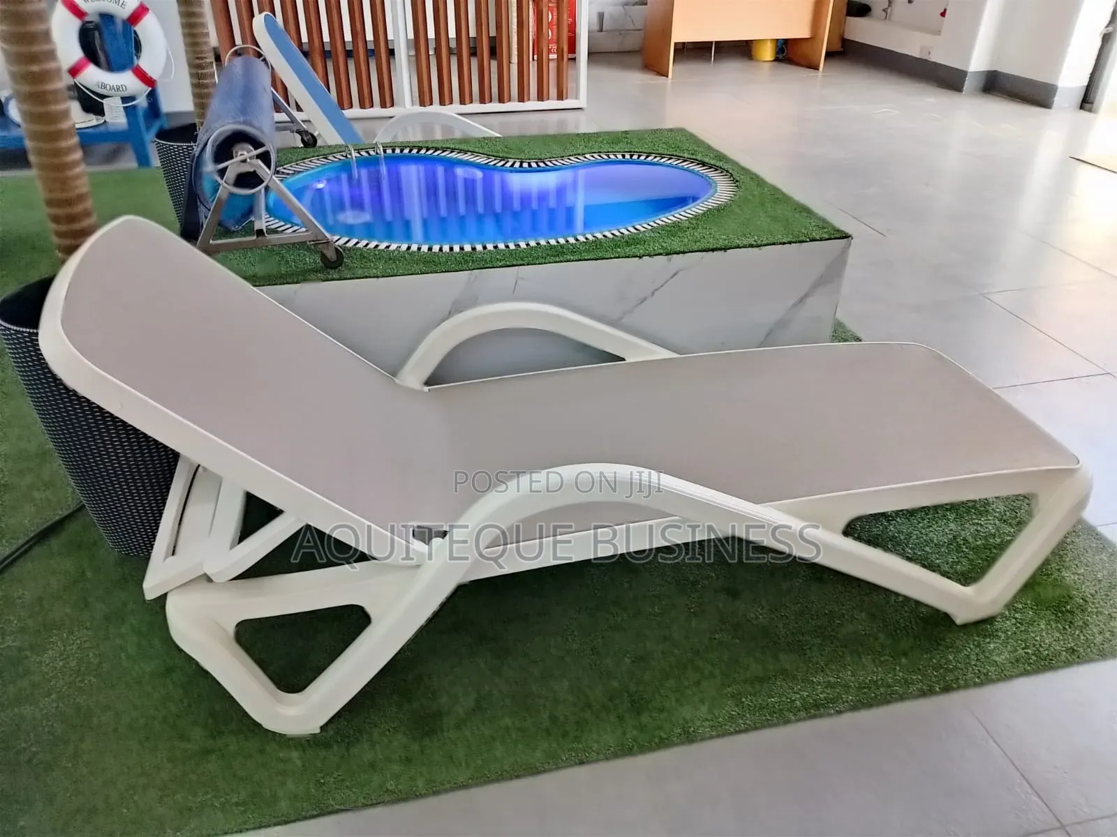 Swimming Pool Bedsides
