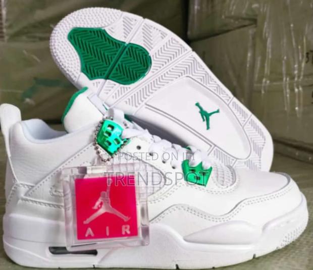 Air Jordan 4" Metallic Green Sizes 36-45 at 3200 - main view