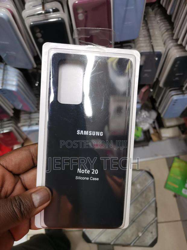 Samsung Galaxy Note 20 Soft Silicone Protective Case-Black - thumbnail 3