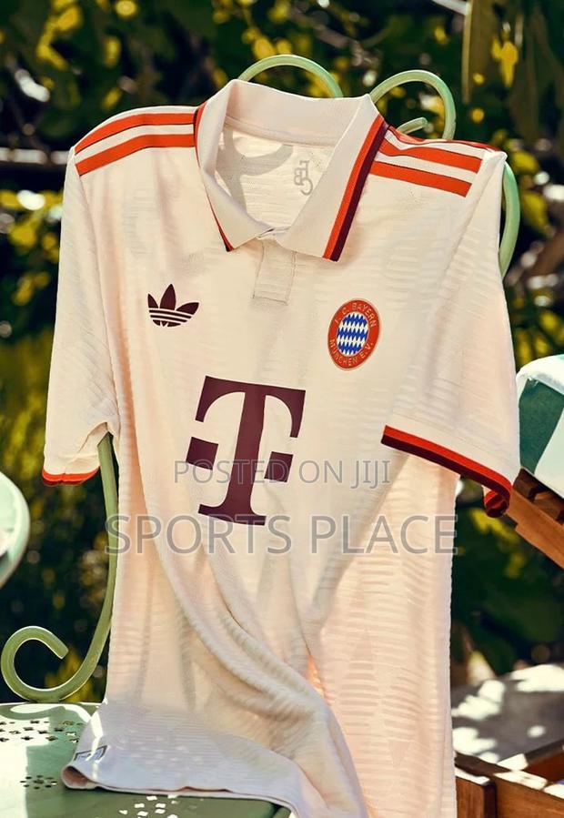 Bayern Munich 24/25 3rd Kit Player - thumbnail 3