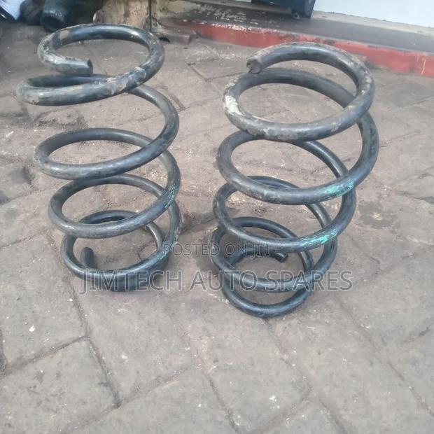 Nissan Bluebird Front Heavy Duty Spring - thumbnail 2
